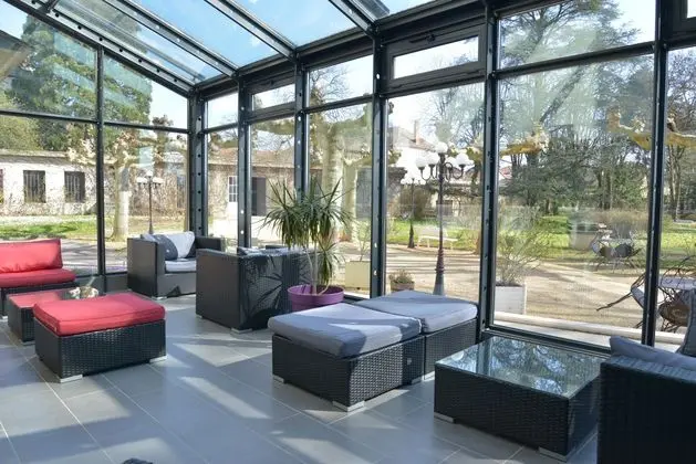 Hotel The Originals Bourg-en-Bresse Gare Terminus 