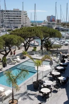 The Originals Boutique, Hôtel Neptune, Montpellier Sud - Havuz