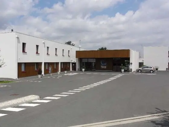 Hotel The Originals Bressuire Plume 