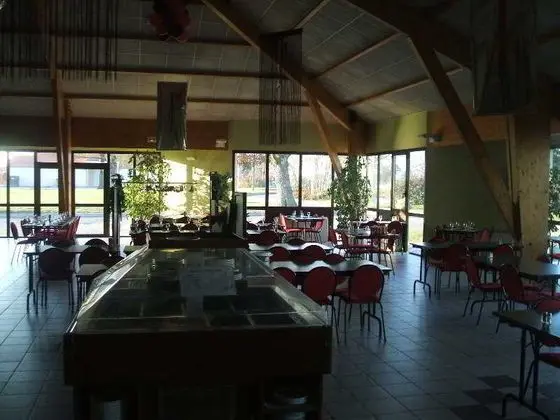The Originals City, Le Logis d'Elbée, Cholet Nord - Yeme / İçme