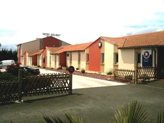 Hotel The Originals Niort Est Solana 