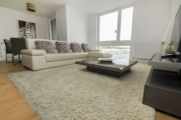 Orion Marina Sea View Parking by Brighton Holiday Lets - Öne Çıkan Resim