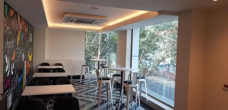 The Orion Plaza - Yerinde Yemek