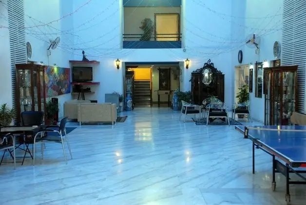 Oritel Service Apartments - Lobi