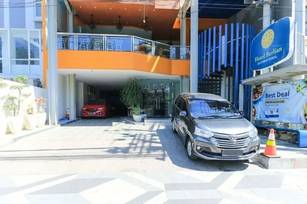 ORIZA HOTEL PERAK SURABAYA