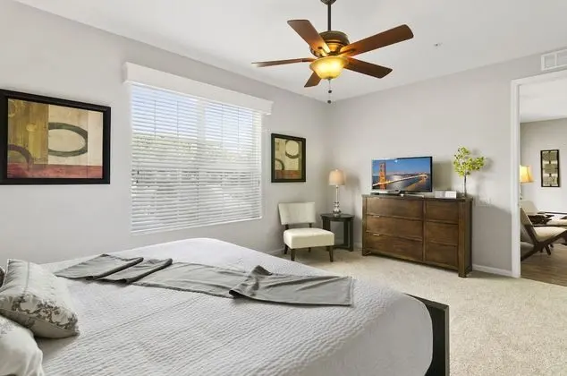 Orlando Palms Deluxe 3 Bedroom Condo by Redawning