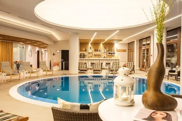 Hotel Orlovetz - Havuz