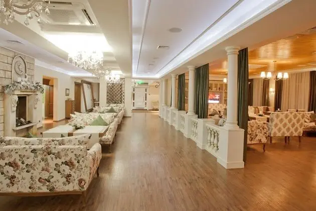 Orly Park-Hotel - Yerinde Yemek