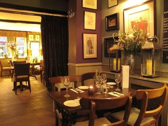 The Ormond At Tetbury - Yerinde Yemek