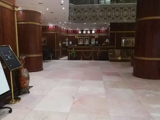 Orooq Al Thahab Al Makkeya - Lobi