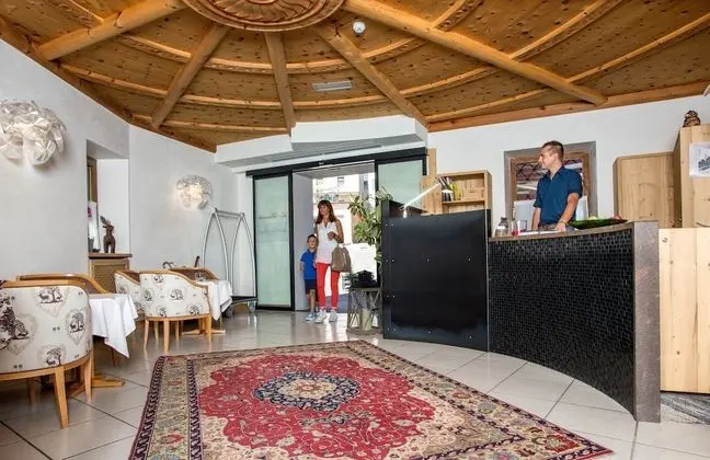 Hotel Orso Grigio - Lobi