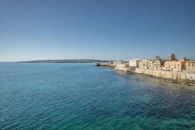 Ortigia Seafront Apartment by Wonderful Italy