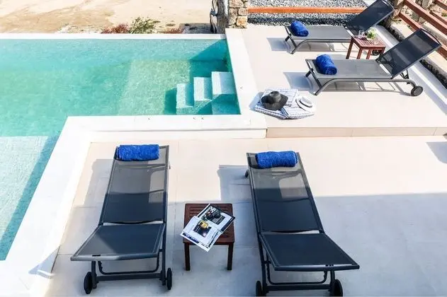 Ortus White Mykonian Luxury Villa