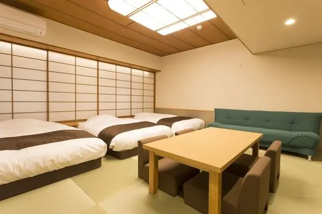 Osaka Riverside Hotel - Oda