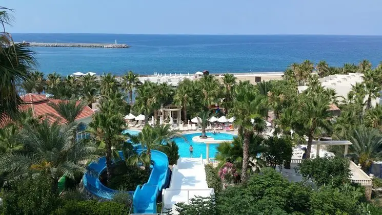Oscar Resort Hotel - 5