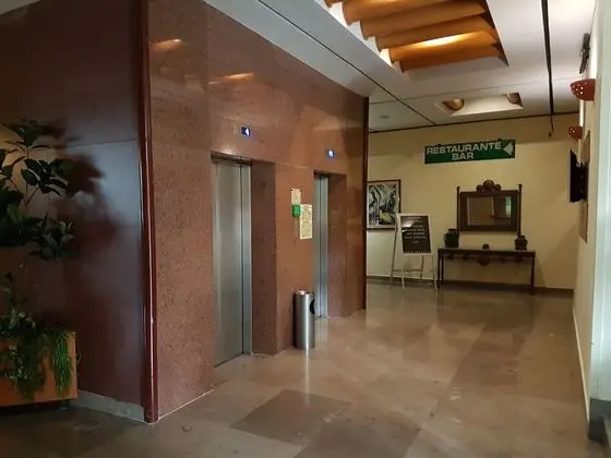 Hotel Oslo - In Mexico City (Benito Juarez) - Lobi