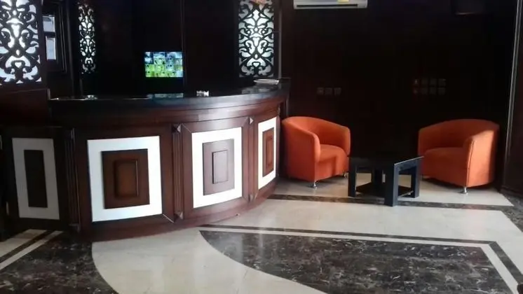 Osool Furnished Apartments Bani Malek - Lobi