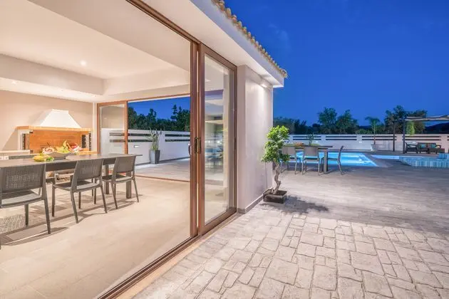 Ostria Luxury Villa - Havuz