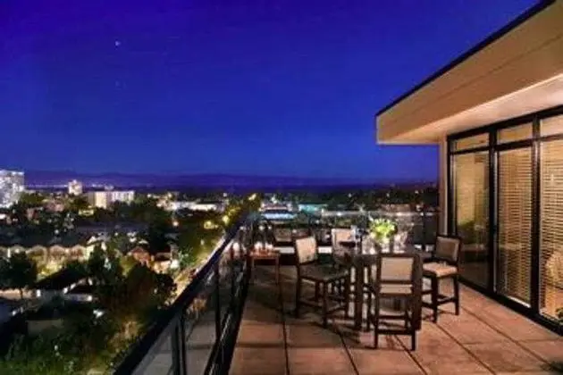 The Oswego Hotel - Manzara / Peyzaj