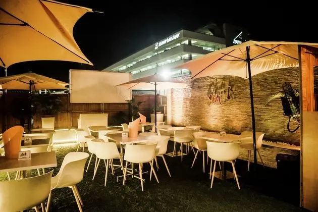 OT Suites and Pods Boutique Hotel - Yerinde Yemek