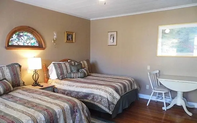 Otter Creek Inn - Oda Manzaraları