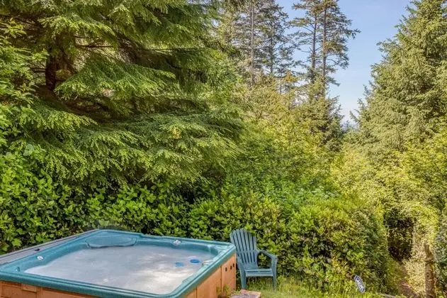 Otter Rock Hideaway - Spa