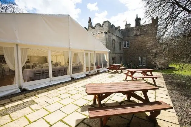 Otterburn Castle Country House Hotel - Yerinde Yemek