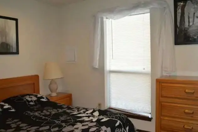 OU-2 Bedroom 1 bath next OU - Oda