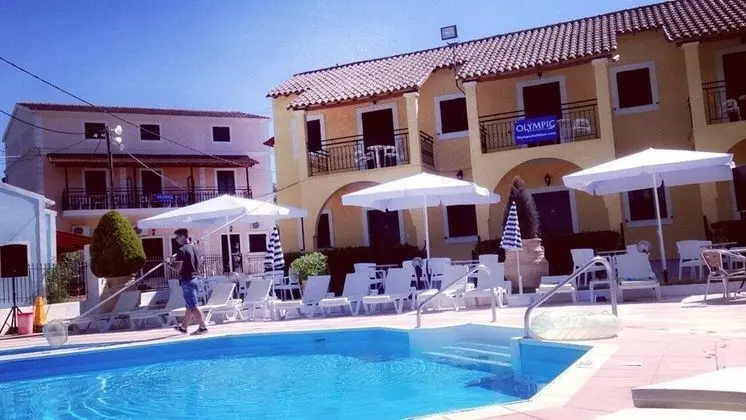 Oula maisonettes - Havuz