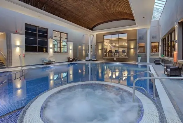 Oulton Hall Hotel, Spa & Golf Resort - Havuz