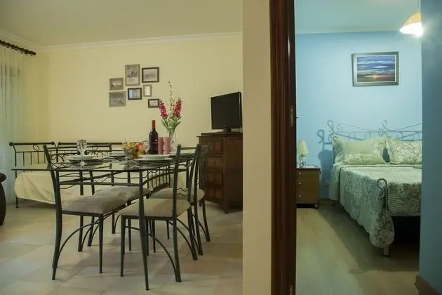 Our Little House - İç Mekan