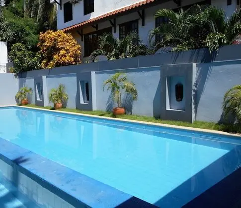 Out of the Blue Resort - Havuz