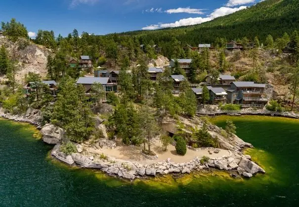 THE OUTBACK LAKESIDE VACATION HOMES