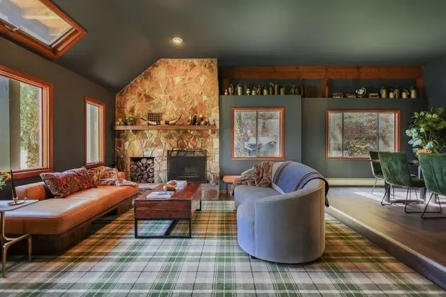 Outland Chalet & Suites Great Smoky Mountains - Lobi