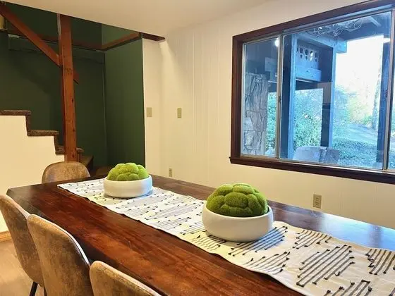 Outland Chalet & Suites Great Smoky Mountains - Oda Düzeni