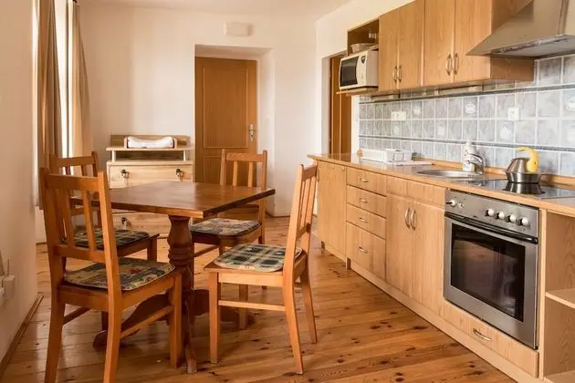 Outline B&B Jiricna - Mutfak