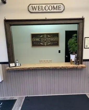 The Outpost - Lobi