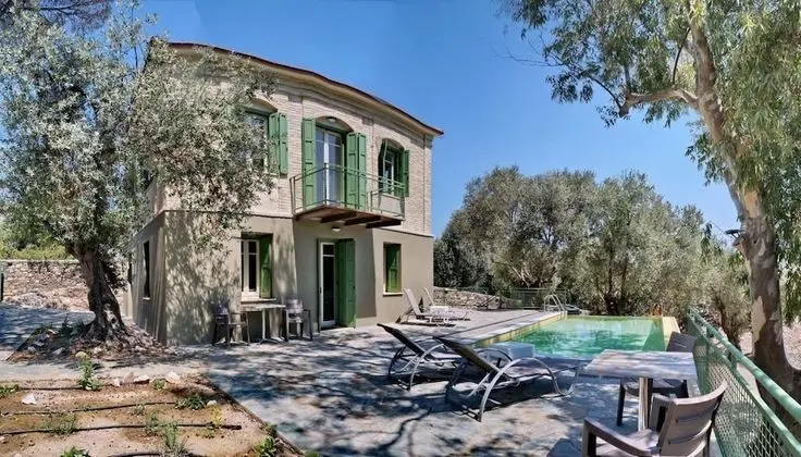 Ouzo Traditional Villa with private pool