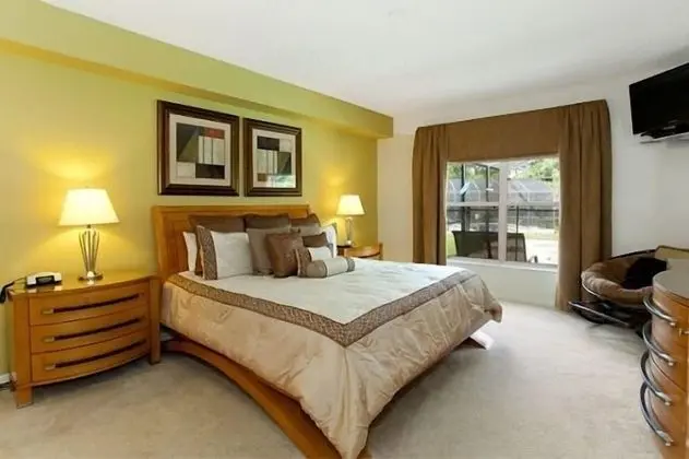 Ov1839 - Emerald Island - 5 Bed 3.5 Baths Villa