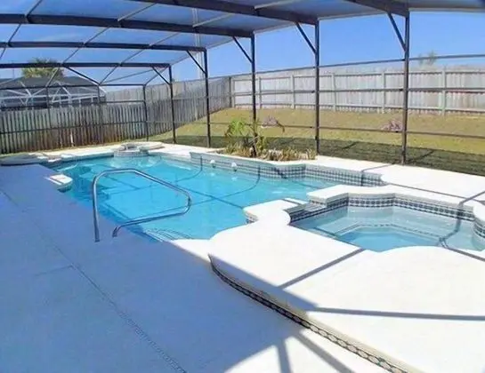 Ov2186 - Lindfields - 5 Bed 3 Baths Villa