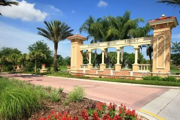 Ov556 - Emerald Island - 7 Bed 4 Baths Villa