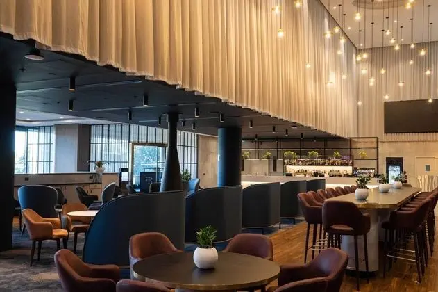 Oval Hotel - Yerinde Yemek