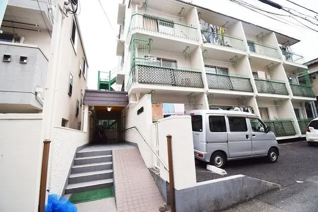 Oval Tokyo Otsuka 202