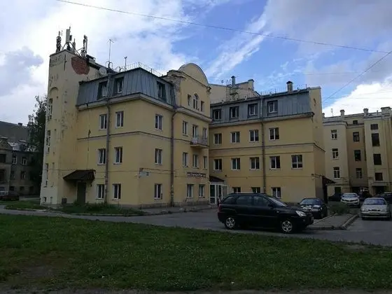 Oversize Piter Hotel - Dış Mekan
