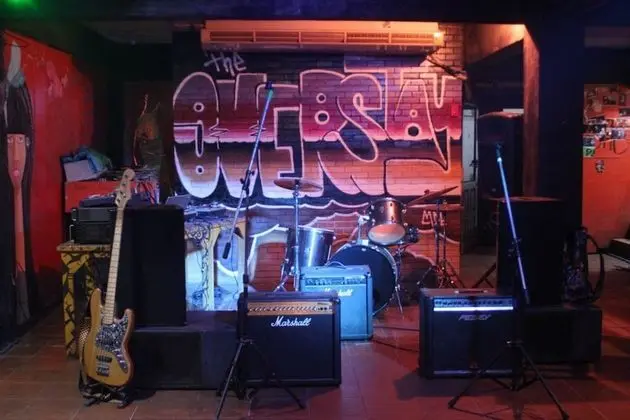 The Overstay Art Hostel - İç Mekan