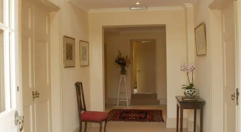 Overtown Manor Bed and Breakfast - Genel