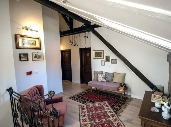 Hotel ovo malo duše - Lobi