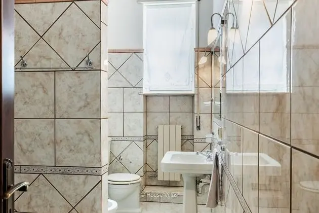 Owl Home in Noto With 2 Bedrooms and 1 Bathrooms - Oda