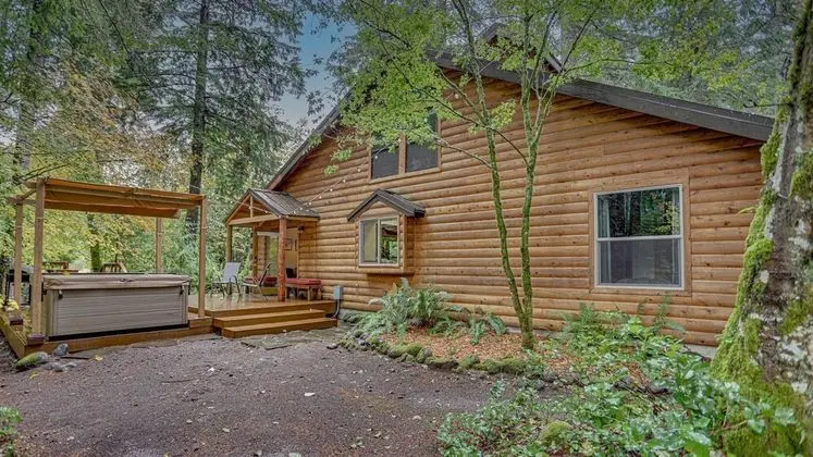Owlpine Lodge