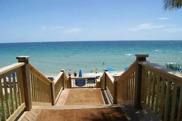 Owner Rentals at Pelican Grand Beach Resort - Plaj